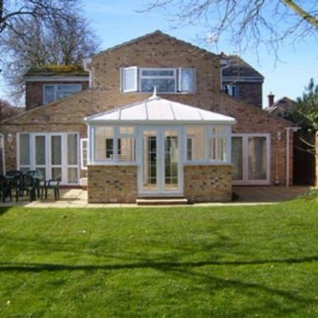 Ayah Villa Guest House Cambridge  Exterior photo